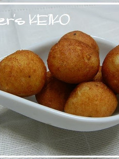 A picture of Deep-fried Potato Balls.