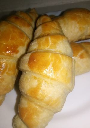 A picture of Mini-croissants.