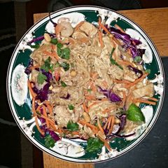A picture of Pad Thai.