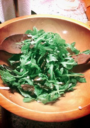 A picture of Drunken Arugula Salad.