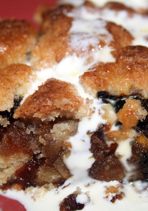 A picture of Sig' s Apple and Raisin Crumble.