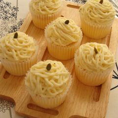 A picture of Milky Potato Mont Blanc.