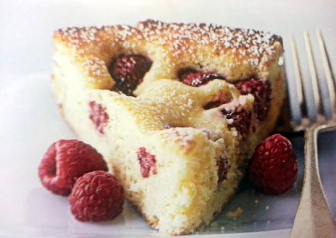 Raspberry-Cream Cheese Coffee Cake