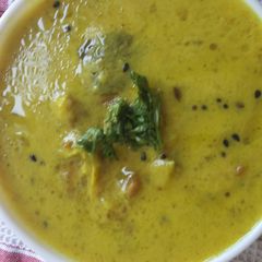 A picture of Yogurt (Dahi) Kadi.
