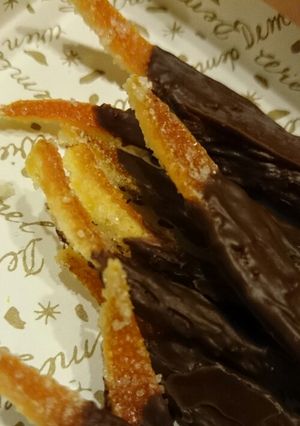 A picture of For Sophisticated Palates! Chocolate Tankan Mandarin Orange Peel.