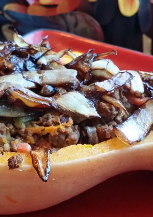 A picture of Bacon Beef Butternut Squash.