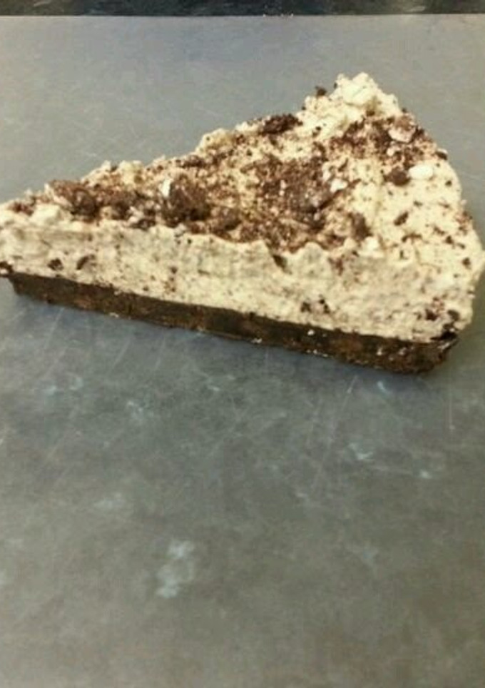 A picture of Oreo Cheesecake.