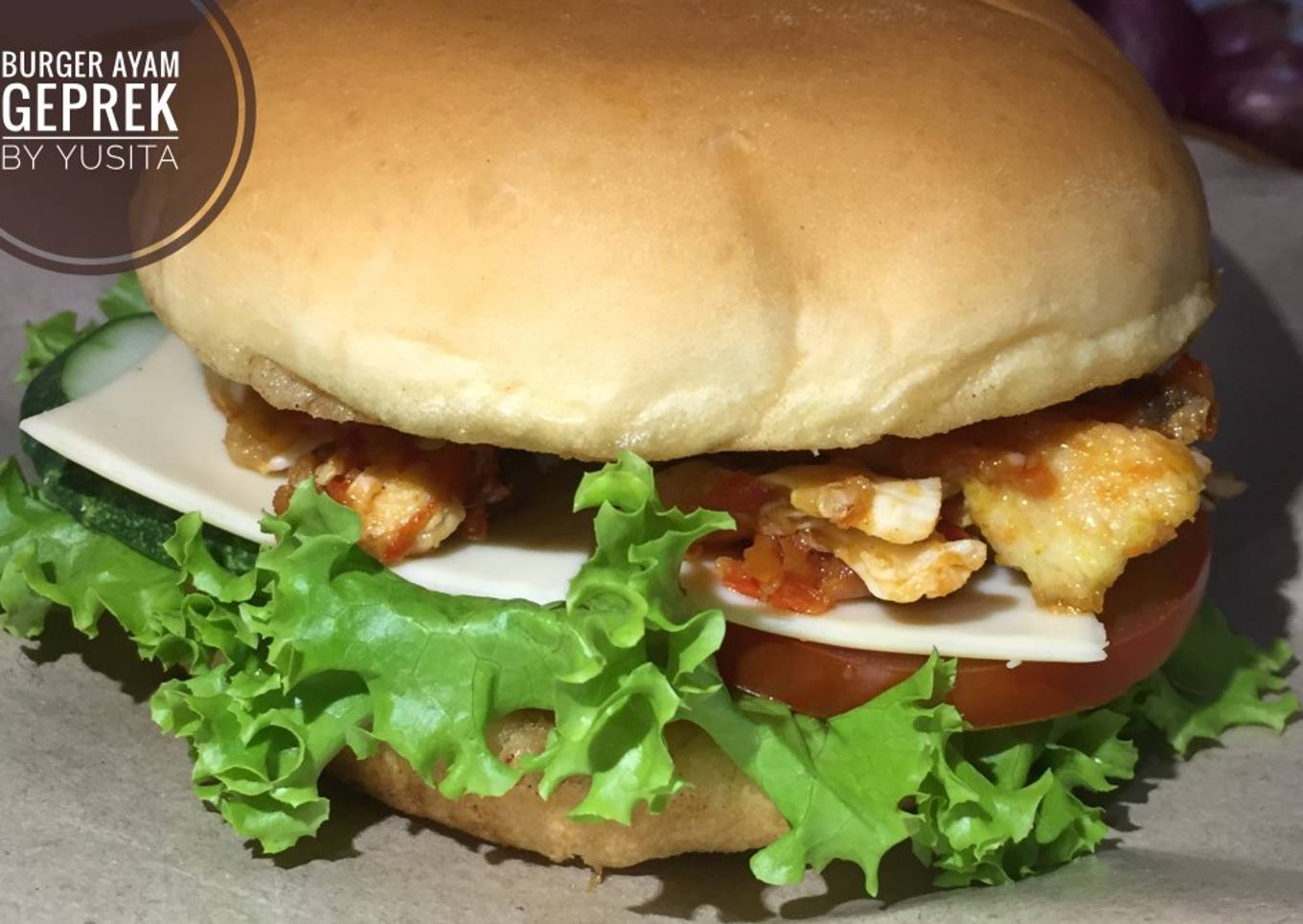Burger Ayam Geprek Sambal Bawang