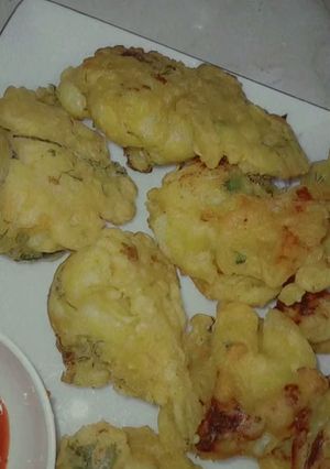 ফুলকপির পকোড়া। Cauliflower pakoda.. রেসিপির প্রধান ছবি