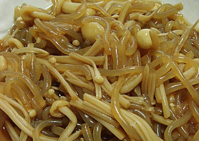 Stir-fried Shirataki and Enoki Mushrooms