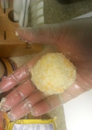 A picture of cheesey biscuits.