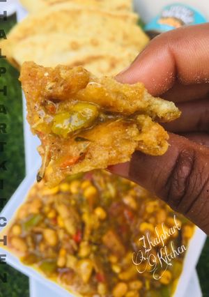 A picture of Parsley Naan bread.