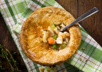 Ultimate Serving Recipe Salmon Fillet and Seafood Pot Pie Most Delicious