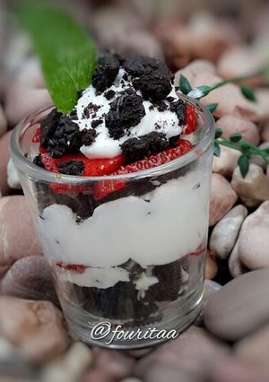 Foto resep Strawberry oreo parfait