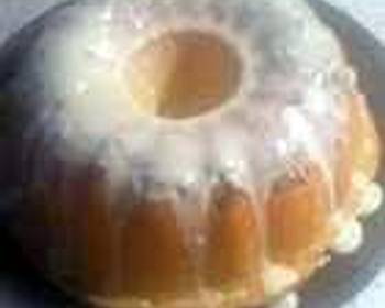 Easy Serving Recipe Pecan Sour cream pound cake Delicious Simple