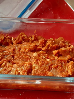 Una foto de Bonito con tomate para rellenos y acompañamiento de pastas