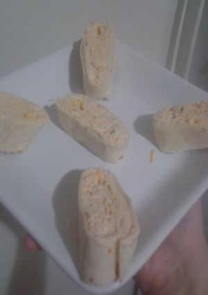A picture of Creamy Tuna Pinwheels.