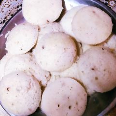 A picture of Butter Jeera idli.