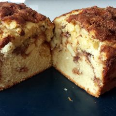 A picture of Devine Apple Cinnamon Loaf.