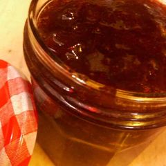 A picture of Grape Jam in a Pressure Cooker.