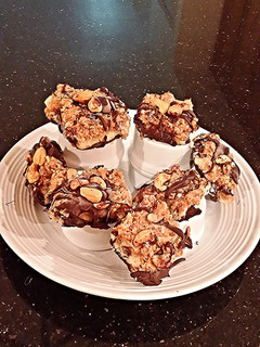 A picture of Toasted Coconut Caramel Cashew Bars.