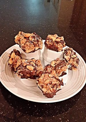 A picture of Toasted Coconut Caramel Cashew Bars.
