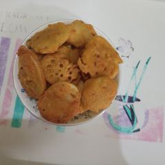 A picture of Kacche kele ke pakode.