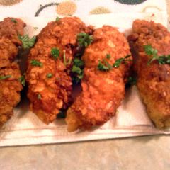 A picture of cracker fried chicken strips.