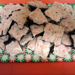 A picture of peppermint bark.