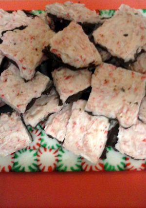 A picture of peppermint bark.