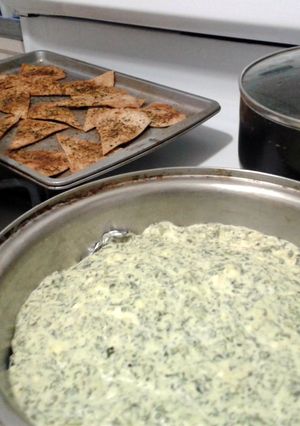 A picture of Spinach Feta Dip & Chips.