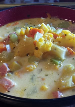 A picture of Cheddar Cauliflower and Summer Squash Soup with Ham and Cheese.