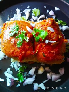 मसाला पाव(masala pav recipe in hindi) रेसिपी मुख्य फोटो