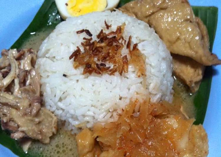 Langkah Mudah untuk Menyiapkan Nasi ayam khas Semarang yang Bisa Manjain Lidah