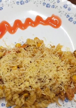 A picture of Cheese Macaroni#my kids favourite dish contest.