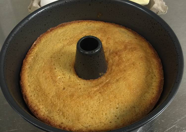 Learn How To Pound Cake