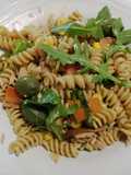 Fusilli integrali all'insalata