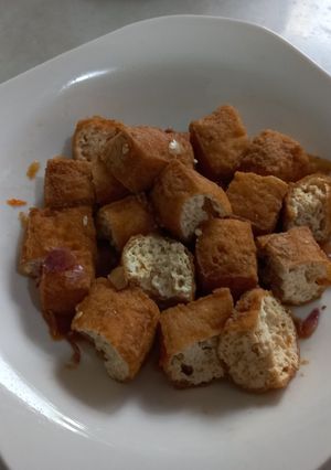 Foto resep Tahu gejrot ala- (cabe rawit merah)