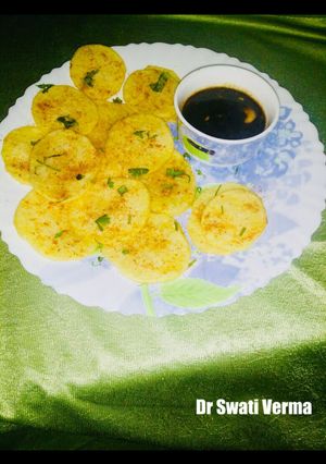 A picture of Aloo Tuk (popular sindhi snack).