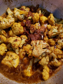 A picture of Crispy pickly cauliflower.