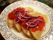 Una foto de relleno para enchiladas