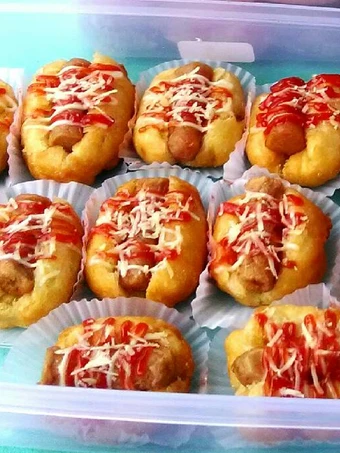 Langkah Gampang Menyiapkan Resep Donat mini sosis yang Lezat Sekali Anti Ribet, Uenak Banget