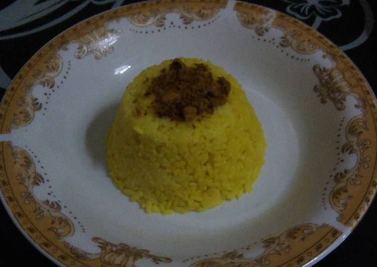 Nasi Kuning Sayang