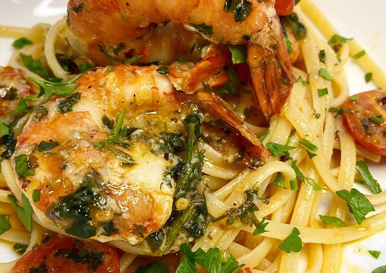 Recipe of Any-night-of-the-week Spanish garlic tiger prawns with linguine