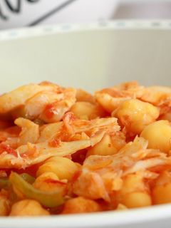 Una foto de Garbanzos con bacalao