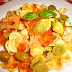 A picture of Shrimp and Salmon Tomato Sauce Pasta.
