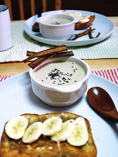 A picture of Warming Burdock Root Soup & Crisps.