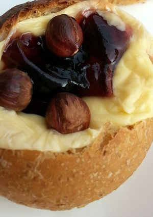 A picture of Breakfast Bun.