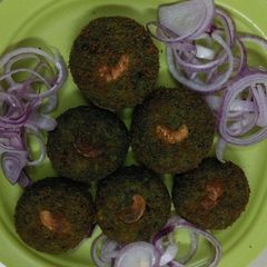 A picture of Hara Bhara Kebabs.