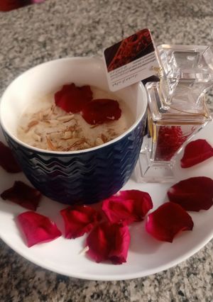 કેસર રબડી (Kesar Rabdi Recipe In Gujarati) રેસીપી મુખ્ય ફોટો